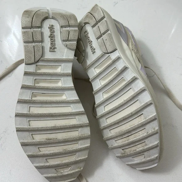 Reebok Running Shoe - Picture 6 of 7